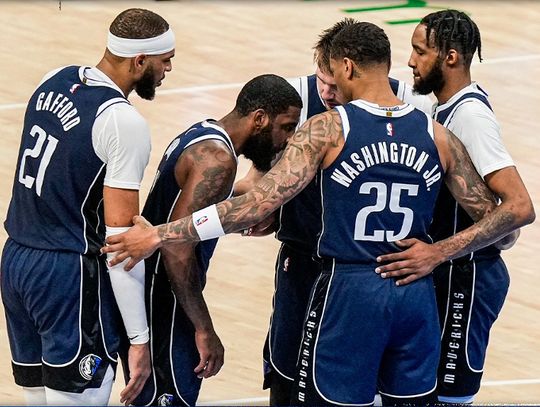 Liga NBA - Mavericks od wyjazdowego zwycięstwa zaczęli finał na Zachodzie