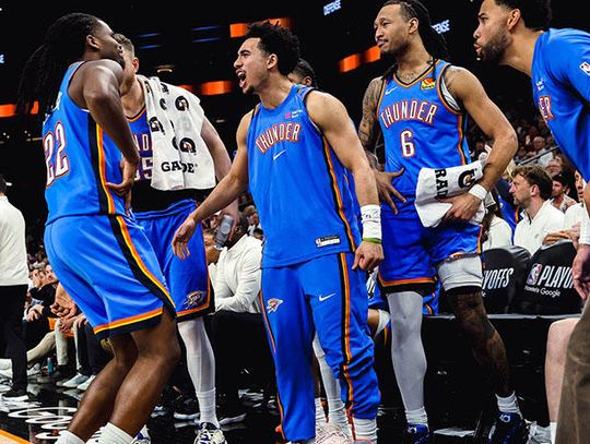 Liga NBA - obrońcy tytułu w drugiej rundzie play off