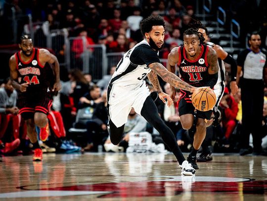Liga NBA - Spurs wygrali w Chicago z Bulls