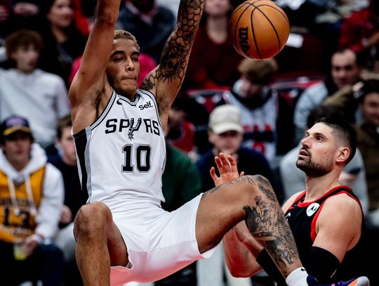 Liga NBA - wigilijne menu Jeremy'ego Sochana: pierogi - tak, sałatka warzywna - nie (wywiad)