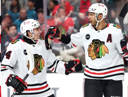 Liga NHL - Blackhawks odrobili czterobramkową stratę