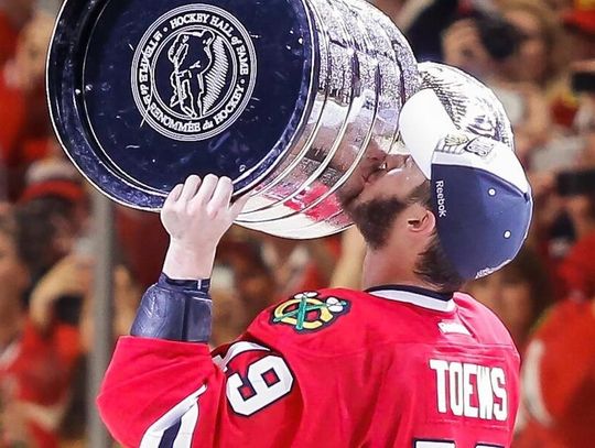 Liga NHL - Jonathan Toews zakończył karierę w wieku 38 lat