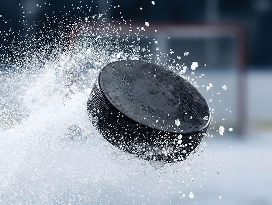 Liga NHL - trafiony krążkiem trener Avalanche opuści końcówkę sezonu zasadniczego Liga NHL - trafiony krążkiem trener Avalanche opuści końcówkę sezonu zasadniczego