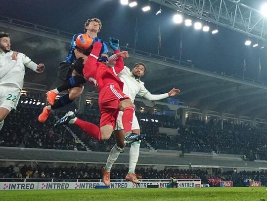 Liga włoska - Atalanta z Zalewskim lepsza od Romy Ziółkowskiego