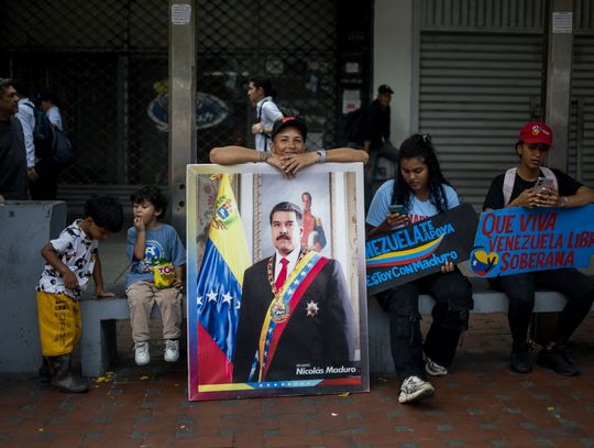 Maduro: rozmieszczę w kraju 4,5 mln członków milicji w odpowiedzi na groźby USA