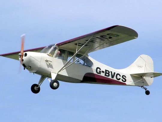 Mały samolot rozbił się w Hinckley: nie żyje pilot, trzylatek ranny