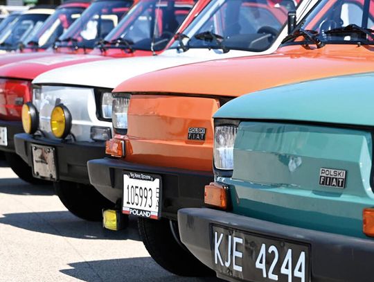 Mały wielki samochód. Pół wieku Fiata 126p