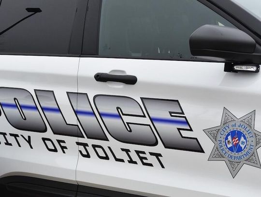 Matka niemowlęcia zastrzeliła włamywacza w domu w Joliet