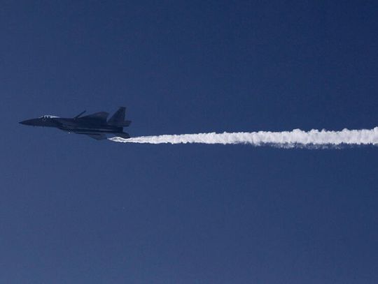 Media: dwóch pilotów katapultowało się ze strąconego nad Iranem amerykańskiego myśliwca