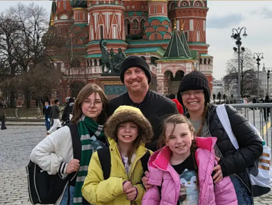 Media: ojciec rodziny z USA, która przeniosła się do Rosji, mógł zginąć na froncie