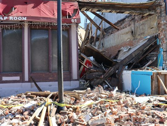 Miliard dolarów strat w St. Louis z powodu pogody, 50 tys. gospodarstw domowych bez prądu