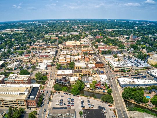 Naperville oficjalnie trzecim największym miastem Illinois