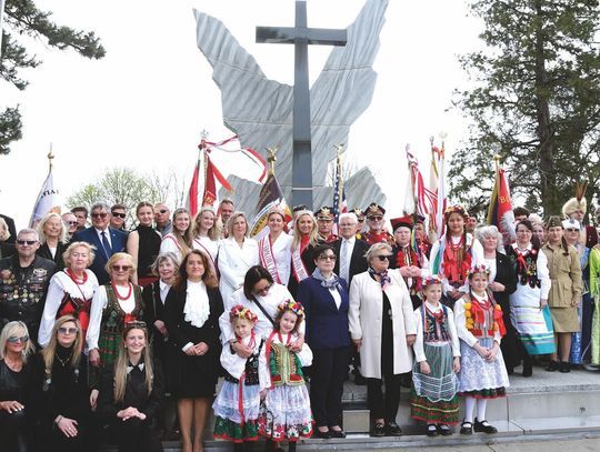 „Naród, który traci pamięć, traci sumienie”. Polonia w Chicago upamiętniła ofiary Katynia i Smoleńska