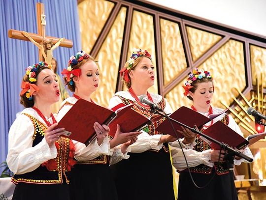 „Nie lękajcie się” – koncert Lira Singers ku czci św. Jana Pawła II w kościele św. Konstancji w Chicago