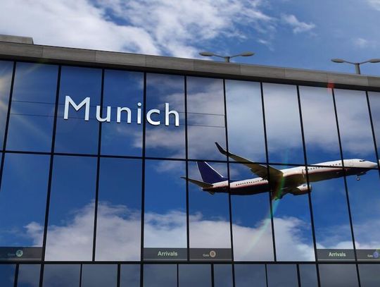 Niemcy. Na lotnisku w Monachium ponownie wstrzymano loty z powodu zagrożenia dronowego