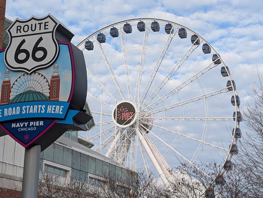 Nowa tablica w Navy Pier upamiętnia początek Route 66
