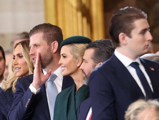 "NYT": Trump zarabia na interesach prowadzonych przez jego synów