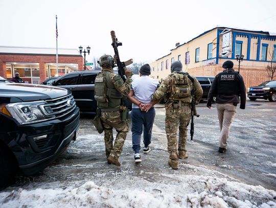 „NYT”: USA negocjują możliwość deportacji imigrantów do Argentyny