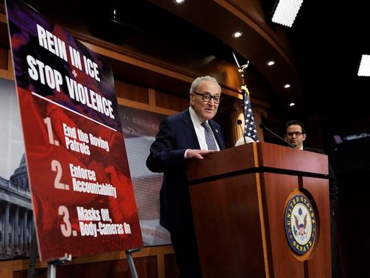 O północy zaczął się częściowy shutdown