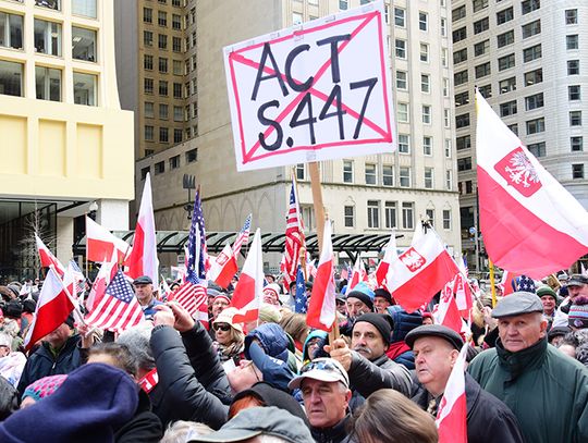 O polskich sprawach na Daley Plaza