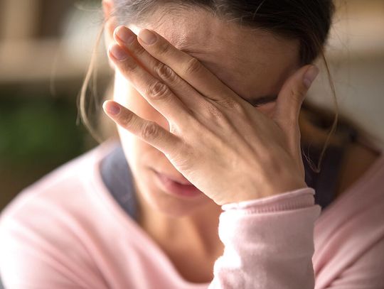 O toksycznym wstydzie, dziecięcych doświadczeniach i odzyskiwaniu szacunku do siebie