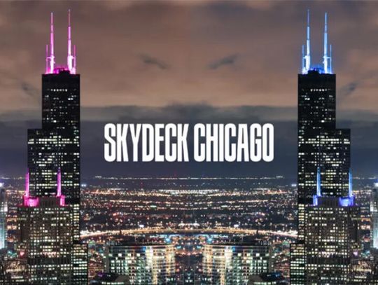 Ogłoś płeć swojego dziecka ze szczytu Willis Tower Ogłoś płeć swojego dziecka ze szczytu Willis Tower