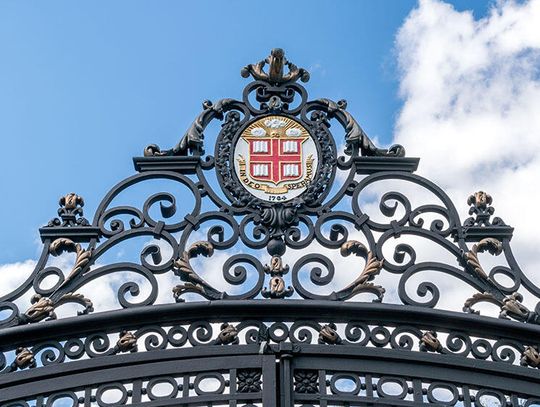 Osoba zatrzymana po strzelaninie na Uniwersytecie Browna zostanie zwolniona Osoba zatrzymana po strzelaninie na Uniwersytecie Browna zostanie zwolniona