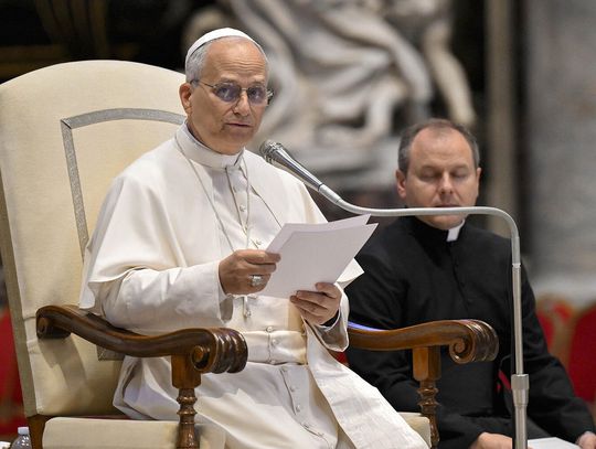 Papież: zadaniem Kościoła głoszenie pokoju światu rozdartemu przez wojny