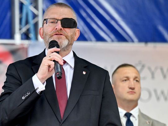 Parlament Europejski uchylił immunitet Brauna ws. negowania Holokaustu