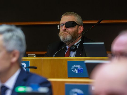 Parlament Europejski uchylił immunitet europosła Grzegorza Brauna