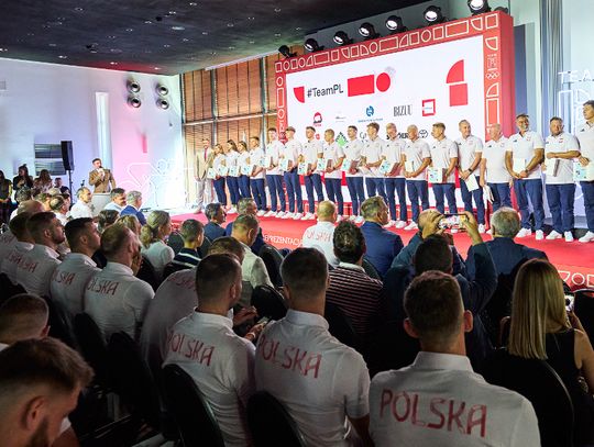 Paryż - kolejna grupa polskich sportowców złożyła ślubowanie