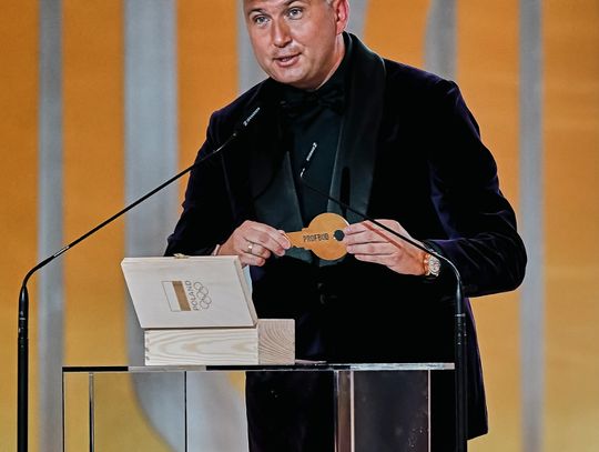 Paryż - mieszkania, pieniądze, diamenty, czyli hojne nagrody dla polskich medalistów