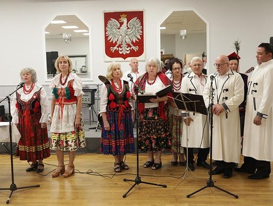 Pełna wzruszeń polonijna biesiada poetycko-muzyczna dedykowana św. Janowi Pawłowi II