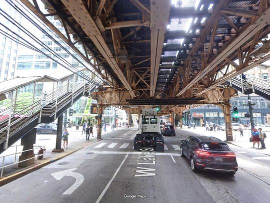 Pierwszy w sezonie „teen takeover” w centrum Chicago i pierwsze aresztowania Pierwszy w sezonie „teen takeover” w centrum Chicago i pierwsze aresztowania