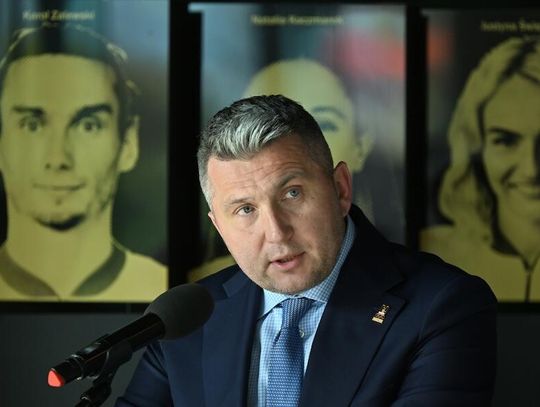 Piesiewicz broni umowy PKOl z Zondacrypto, problemy ze spieniężeniem tokenów