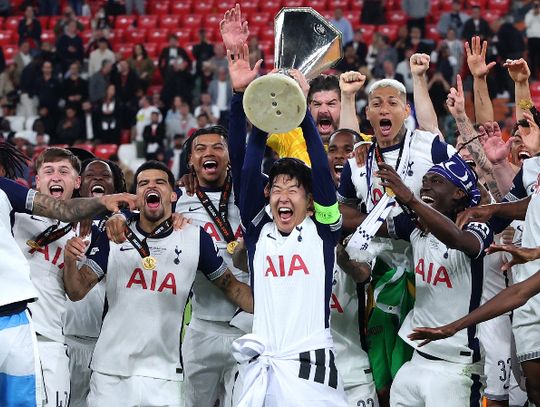 Piłkarska LE - trofeum dla Tottenhamu Hotspur