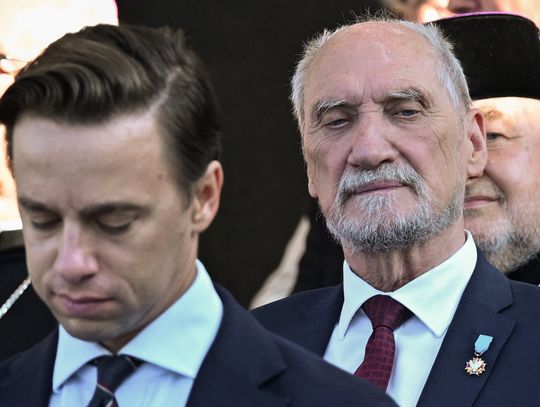 PK: Macierewicz usłyszał zarzut ujawnienia informacji niejawnych