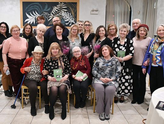 Poezja bez granic i serca otwarte na pomoc