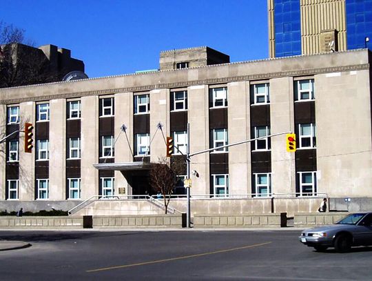 Policja: dwóch mężczyzn oddało strzały w kierunku konsulatu USA w Toronto