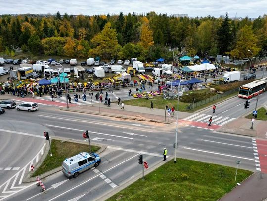 Policja: Mniej ofiar, chociaż więcej wypadków w okresie Wszystkich Świętych