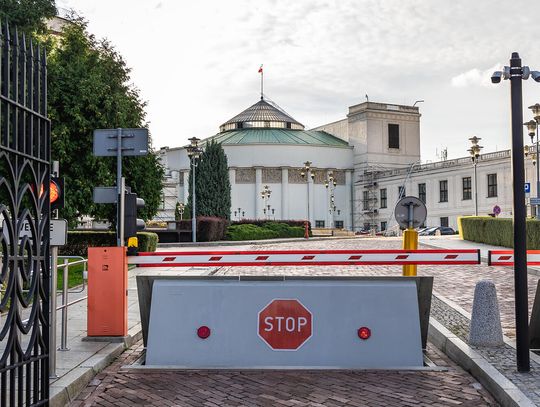 Policja zatrzymała mężczyznę, który miał zaatakować posłów PiS