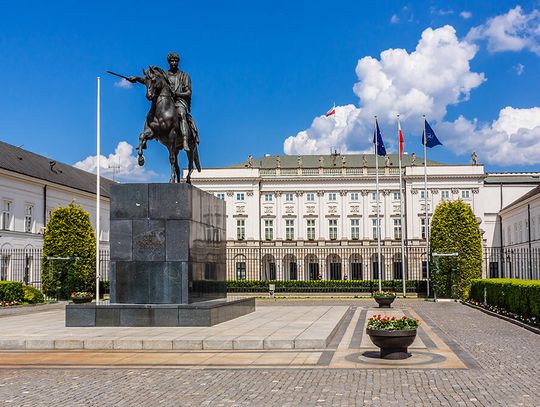 Polityczne wydarzenia 2025 r. zdominowane przez wybory prezydenckie i trudną współpracę Karola Nawrockiego z rządem