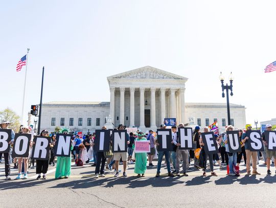 Porozmawiajmy w Prima Aprilis, czyli kto jest Amerykaninem
