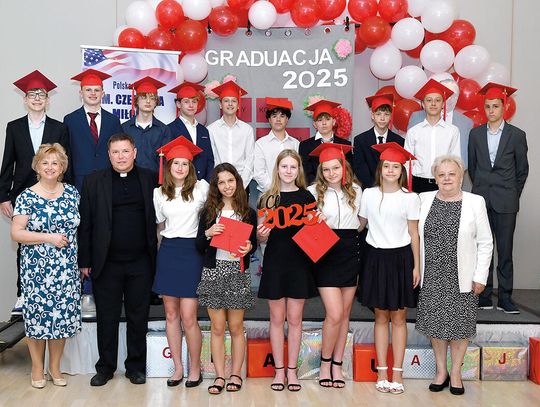 Pożegnalny bankiet oraz zakończenie roku uczniów klas ósmych i jedenastych