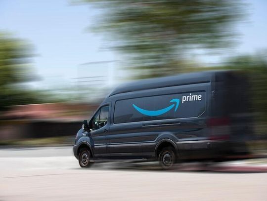 Pracownik Amazona zastrzelony przed centrum logistycznym na przedmieściach