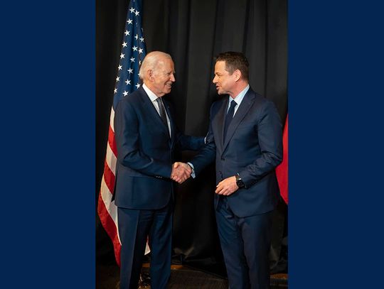 Prezydent Joe Biden spotkał się z prezydentem Warszawy Rafałem Trzaskowskim