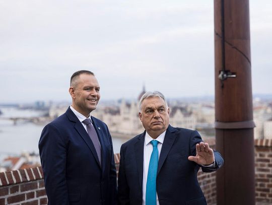 Prezydent Nawrocki spotkał się w Budapeszcie z premierem Orbanem