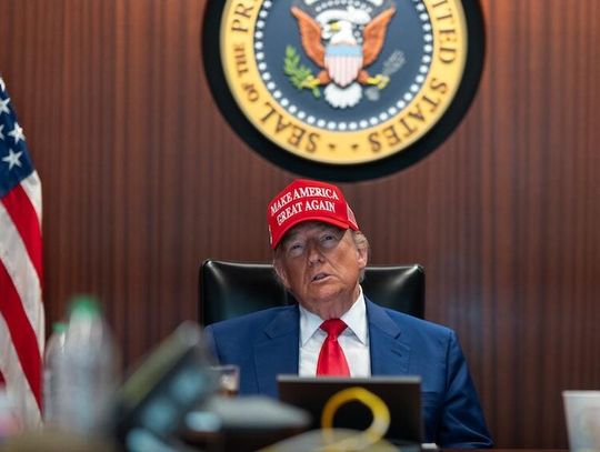 Prezydent Trump ogłosił 12-godzinny rozejm i możliwy koniec wojny między Izraelem a Iranem