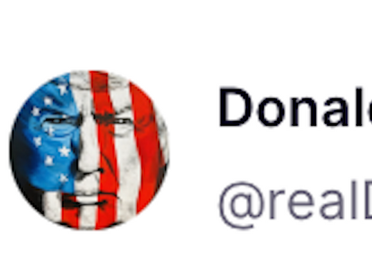 Prezydent Trump opublikował i usunął film AI o łóżkach leczących każdą chorobę