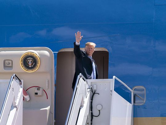 Prezydent Trump planuje przyjąć luksusowego Boeinga 747-8 od Kataru